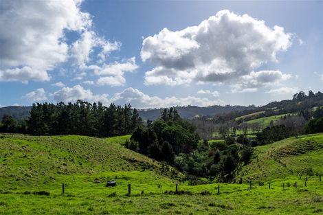 Photo of property in 42 Tirohanga Road, Kawakawa, 0282