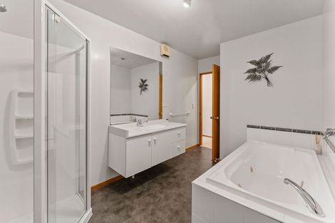 Photo of property in 20 Malthouse Crescent, Brightwater, 7022
