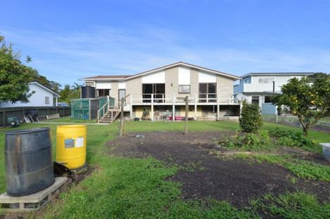 Photo of property in 2047 Ngunguru Road, Ngunguru, Whangarei, 0173