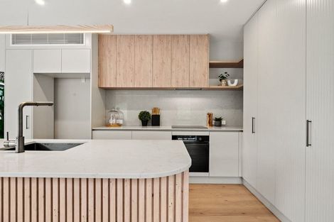 Photo of property in 13 Soudley Court, Jacks Point, Queenstown, 9371