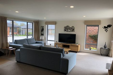 Photo of property in 1 Acorn Way, Stoke, Nelson, 7011