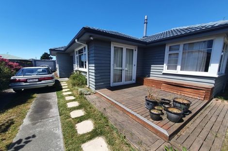 Photo of property in 70 Racecourse Road, Sockburn, Christchurch, 8042