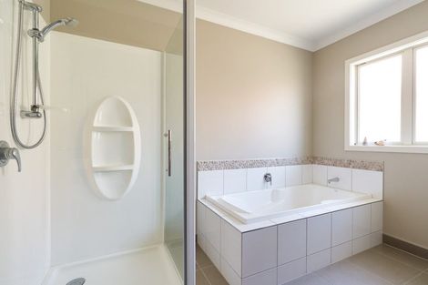 Photo of property in 11b Merlot Drive, Greenmeadows, Napier, 4112