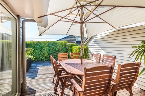Photo of property in 5 Mural Place, Greenhithe, Auckland, 0632