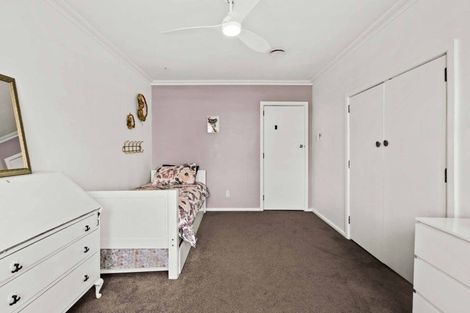Photo of property in 5 Gavin Black Street, Meeanee, Napier, 4112