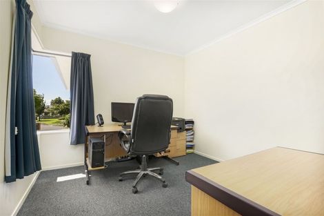 Photo of property in 29 Cairns Crescent, Rototuna, Hamilton, 3210