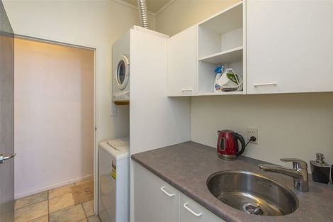 Photo of property in Fernhill Flats, 10/324 The Terrace, Te Aro, Wellington, 6011