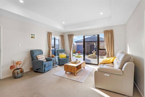 Photo of property in 11 Glenbarr Lane, Broomfield, Christchurch, 8042