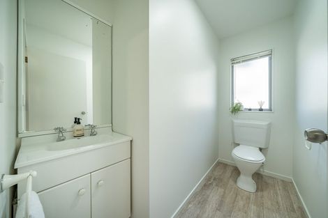 Photo of property in 12 Lanyon Place, Whitby, Porirua, 5024