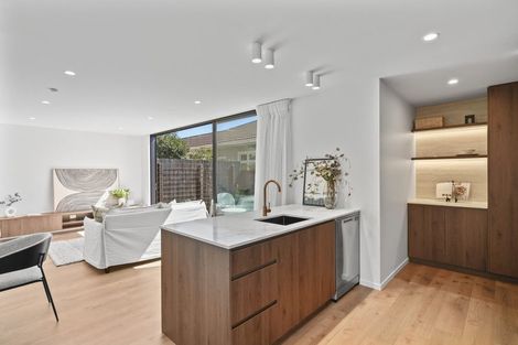 Photo of property in 2/31 Rutland Street, St Albans, Christchurch, 8014