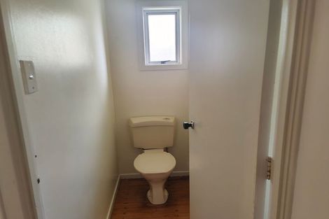Photo of property in 38 Durham Street, Te Atatu Peninsula, Auckland, 0610