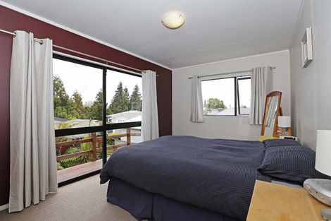 Photo of property in 12 Ohaupo Road, Hamilton Lake, Hamilton, 3204