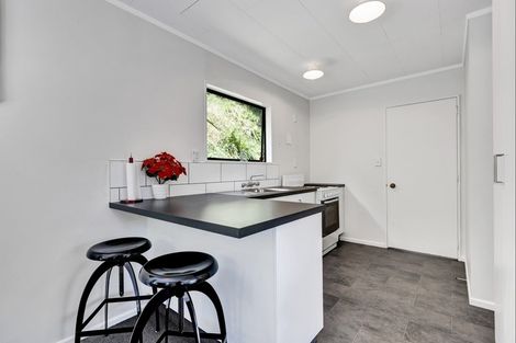 Photo of property in 31 Beaumont Crescent, Frankleigh Park, New Plymouth, 4310