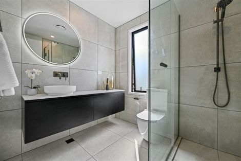 Photo of property in 23u2 Strowan Avenue, Fairfield, Hamilton, 3214