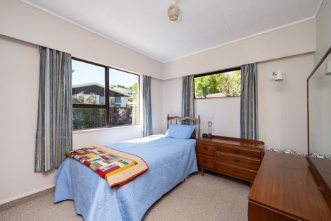 Photo of property in 8 Padfield Place, Havelock North, 4130