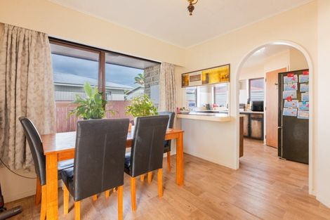Photo of property in 37 Robinson Crescent, Tamatea, Napier, 4112