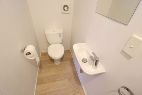 Photo of property in 8 Bushlands Park Drive, Albany, Auckland, 0632