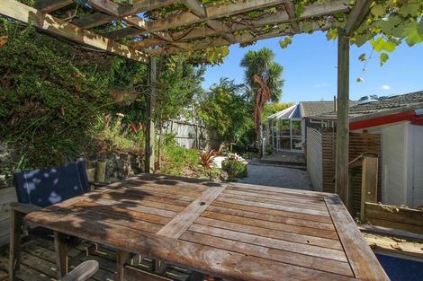 Photo of property in 4 Portobello Place, Torbay, Auckland, 0630