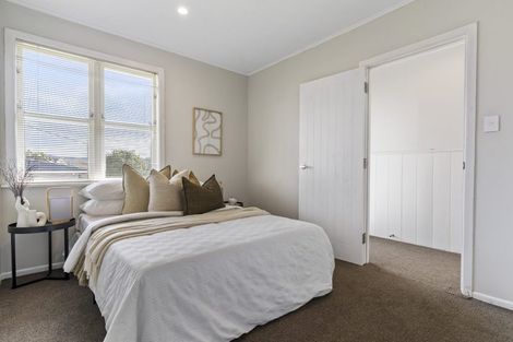 Photo of property in 13 Sheehan Road, Te Atatu South, Auckland, 0610