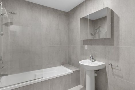 Photo of property in 14b Mckerrow Place, Sunshine Bay, Queenstown, 9300