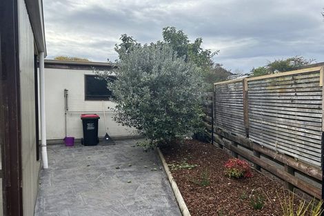 Photo of property in 1/2 Bill Ashcroft Grove, Havelock North, 4130