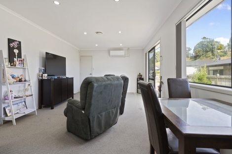Photo of property in 12a Frederick Place, Whalers Gate, New Plymouth, 4310
