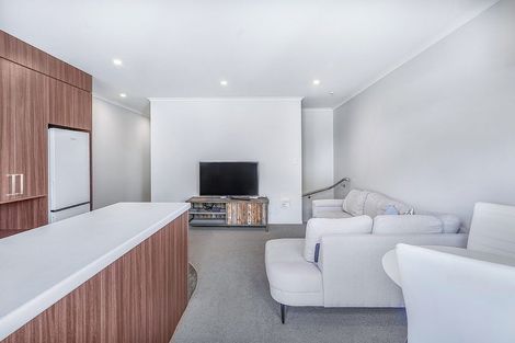 Photo of property in 18u2 Hunter Street, Hamilton Lake, Hamilton, 3204