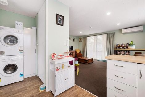 Photo of property in 85a Pohutukawa Drive, Owhata, Rotorua, 3010