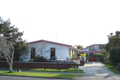 Photo of property in 2 Mary Henry Place, Whakatane, 3120