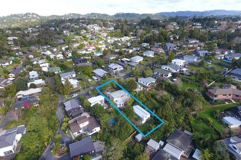 Photo of property in 16 De Val Drive, Titirangi, Auckland, 0604