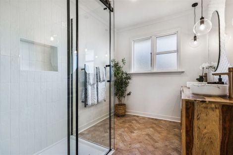 Photo of property in 98 Amyes Road, Hornby, Christchurch, 8042