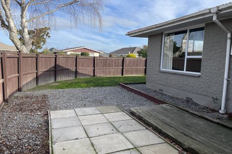 Photo of property in 1/1 Glenys Place, Broomfield, Christchurch, 8042