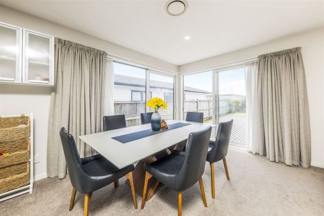 Photo of property in 19 Hollowout Street, Takanini, 2112
