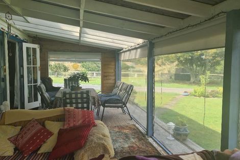 Photo of property in 347 Waitohu Valley Road, Otaki, 5583