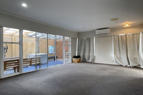 Photo of property in 70 Angelo Avenue, Howick, Auckland, 2014