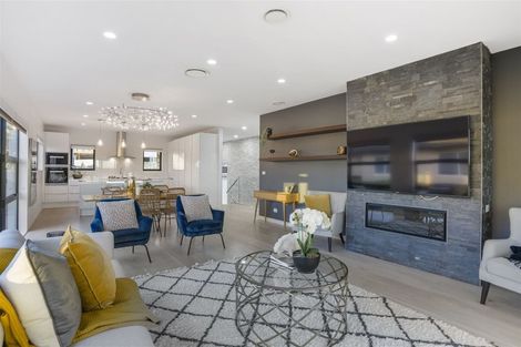 Photo of property in 102b Mellons Bay Road, Mellons Bay, Auckland, 2014