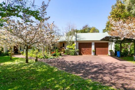 Photo of property in 11 Glen Mohr, Acacia Bay, Taupo, 3385