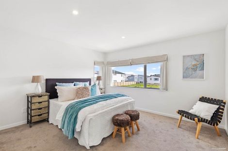 Photo of property in 10 Roa Avenue, Hobsonville, Auckland, 0616