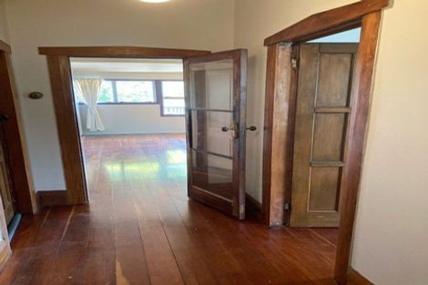 Photo of property in 38 Porter Crescent, Helensville, 0800