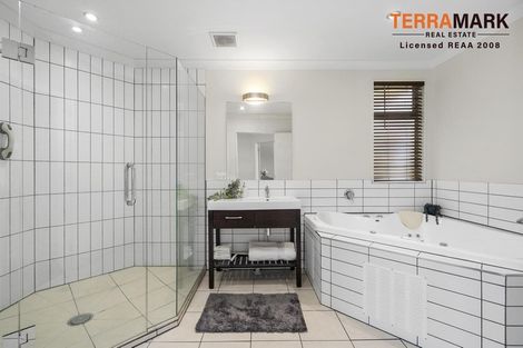 Photo of property in 2 Metzenthin Close, Raumati South, Paraparaumu, 5032