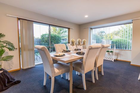 Photo of property in 15 Showgate Avenue, Sockburn, Christchurch, 8042