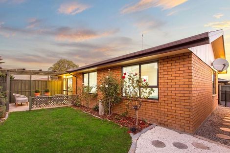 Photo of property in 26a Reginald Street, Burwood, Christchurch, 8083