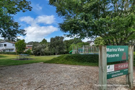 Photo of property in 38 Sailfish Drive, West Harbour, Auckland, 0618