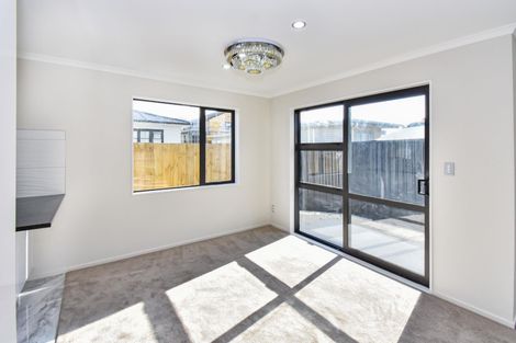 Photo of property in 8 Cambridge Road, Manurewa, Auckland, 2102