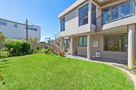 Photo of property in 2/67 Castor Bay Road, Castor Bay, Auckland, 0620