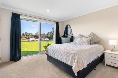 Photo of property in 43e Terry Smyth Drive, Kumeu, 0892