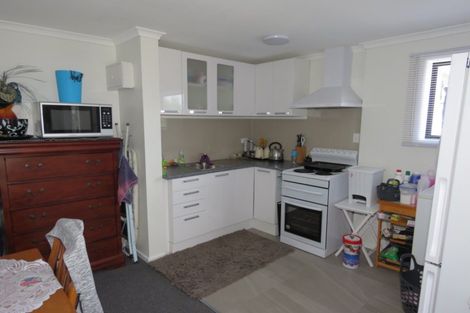 Photo of property in 56 Queen Street, Westport, 7825