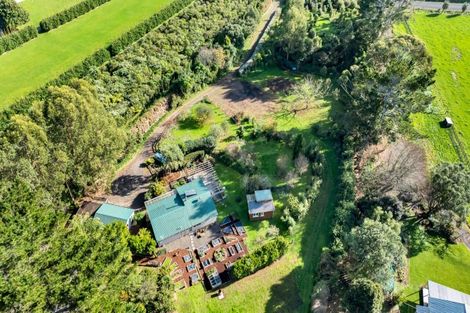 Photo of property in 164 Cross Road, Lepperton, New Plymouth, 4373