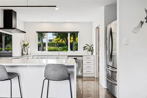 Photo of property in 52 Regent's Park Drive, Casebrook, Christchurch, 8051