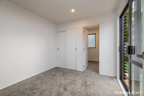 Photo of property in 1/17 Kingdale Road, Henderson, Auckland, 0610
